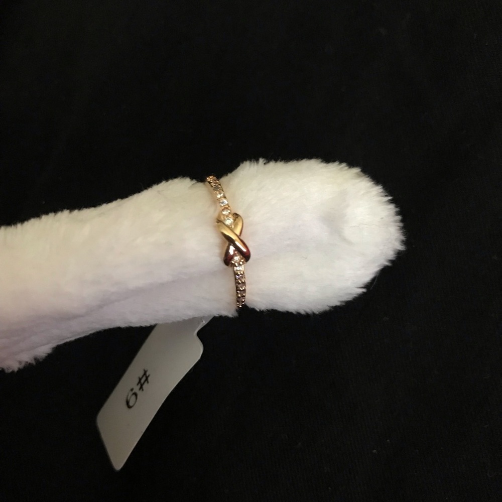 Infinity diamond gold ring